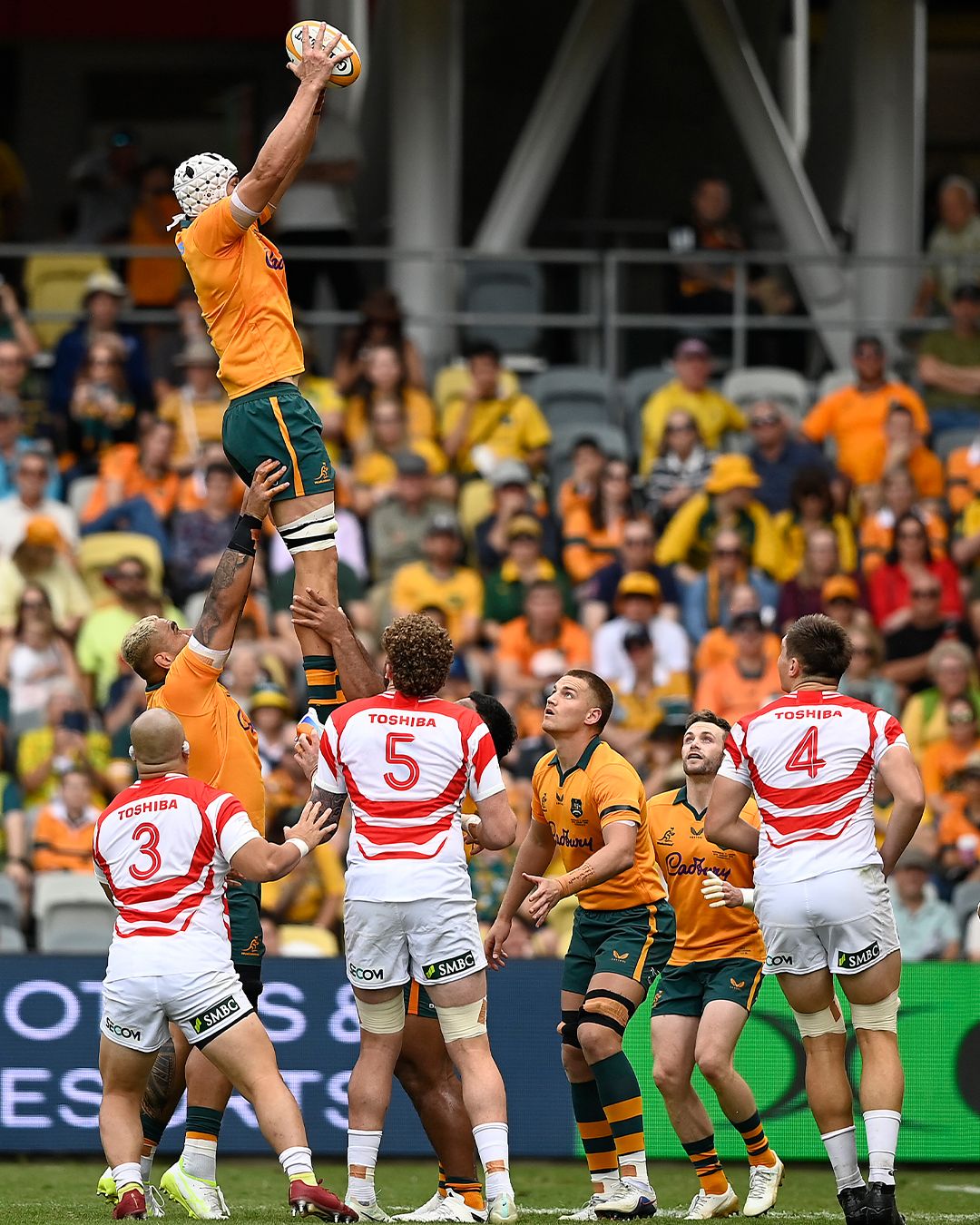 AUSTRALIA CON UN BRILLANTE SEGUNDO TIEMPO APLASTÓ A JAPÓN EN TOWNSVILLE