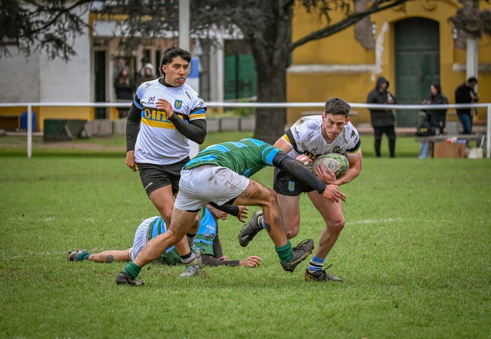 TRIUNFO ARROLLADOR DE LOS CEDROS QUE MANTIENE EL INVICTO Y PALPITA EL ASCENSO A SEGUNDA