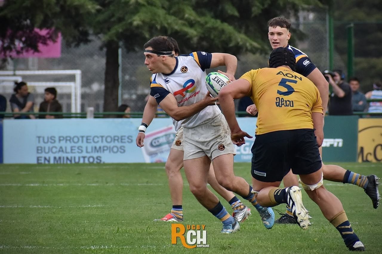 Hindú se floreó en Don Torcuato, está entre los cuatro mejores y complicó a La Plata con el descenso.