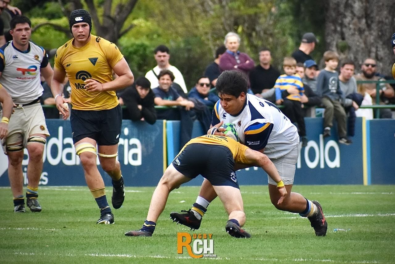 Hindú se floreó en Don Torcuato, está entre los cuatro mejores y complicó a La Plata con el descenso.