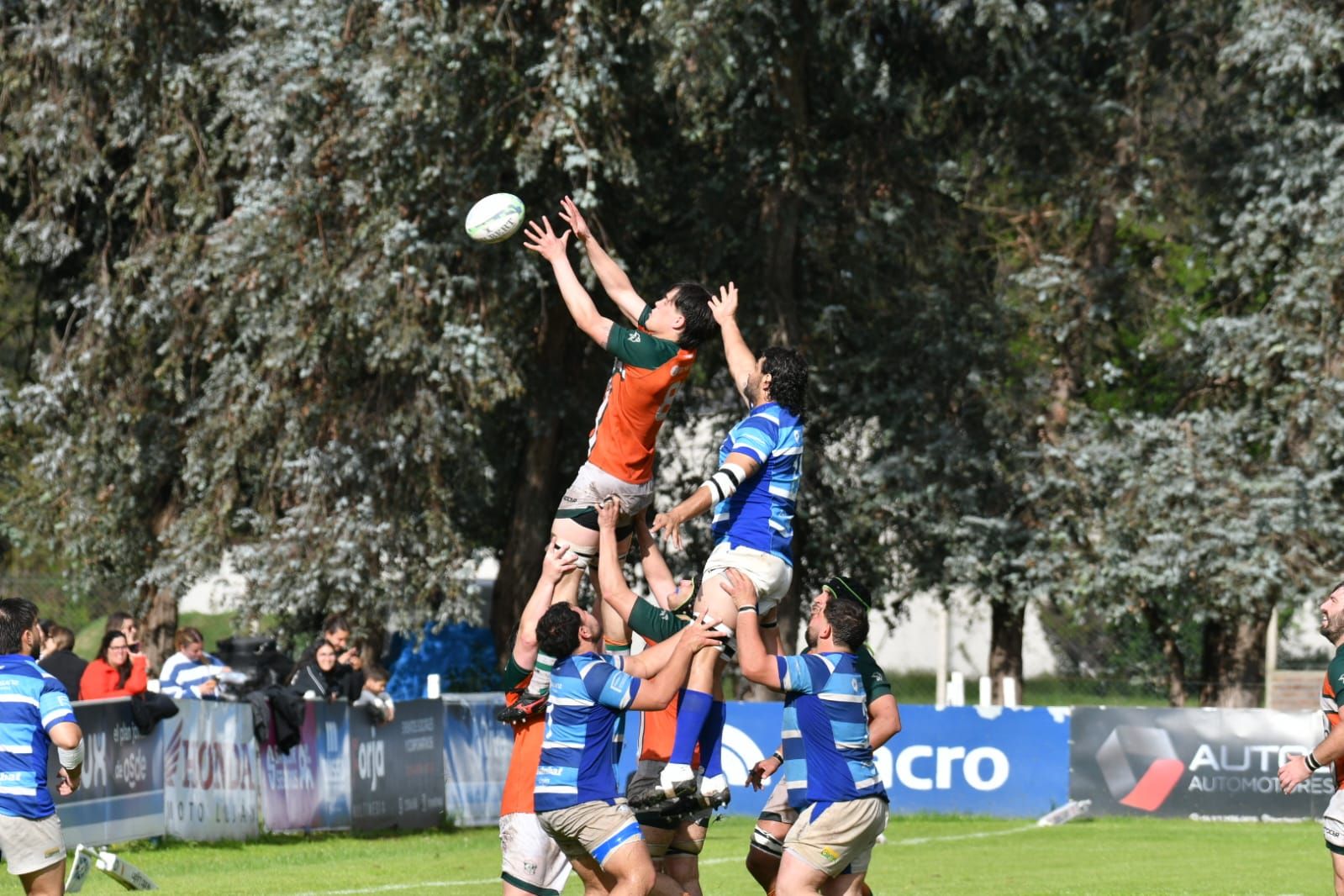 Luján superó a Saint Brendan´s y sigue con la cabeza puesta en el ascenso 