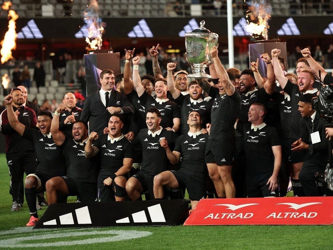 Aplastante triunfo de los All Blacks ante los Wallabies en la Bledisloe Cup