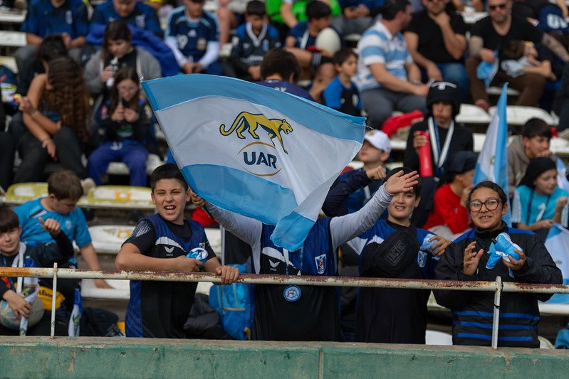 LOS PUMAS ENTRENARON EN CÓRDOBA CON EL ALIENTO DE SU PÚBLICO