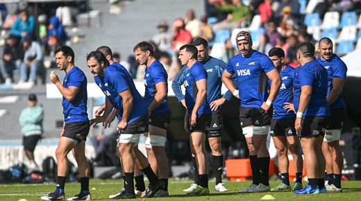 LOS PUMAS ENTRENARON POR PRIMERA VEZ EN JUJUY CON EL APOYO DE SU GENTE