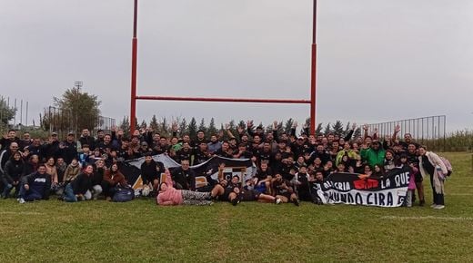 DEFENSORES DE GLEW DERROTÓ A FLORESTA Y QUEDÓ COMO PUNTERO AL TERMINAR LA PRIMERA PARTE DEL TORNEO