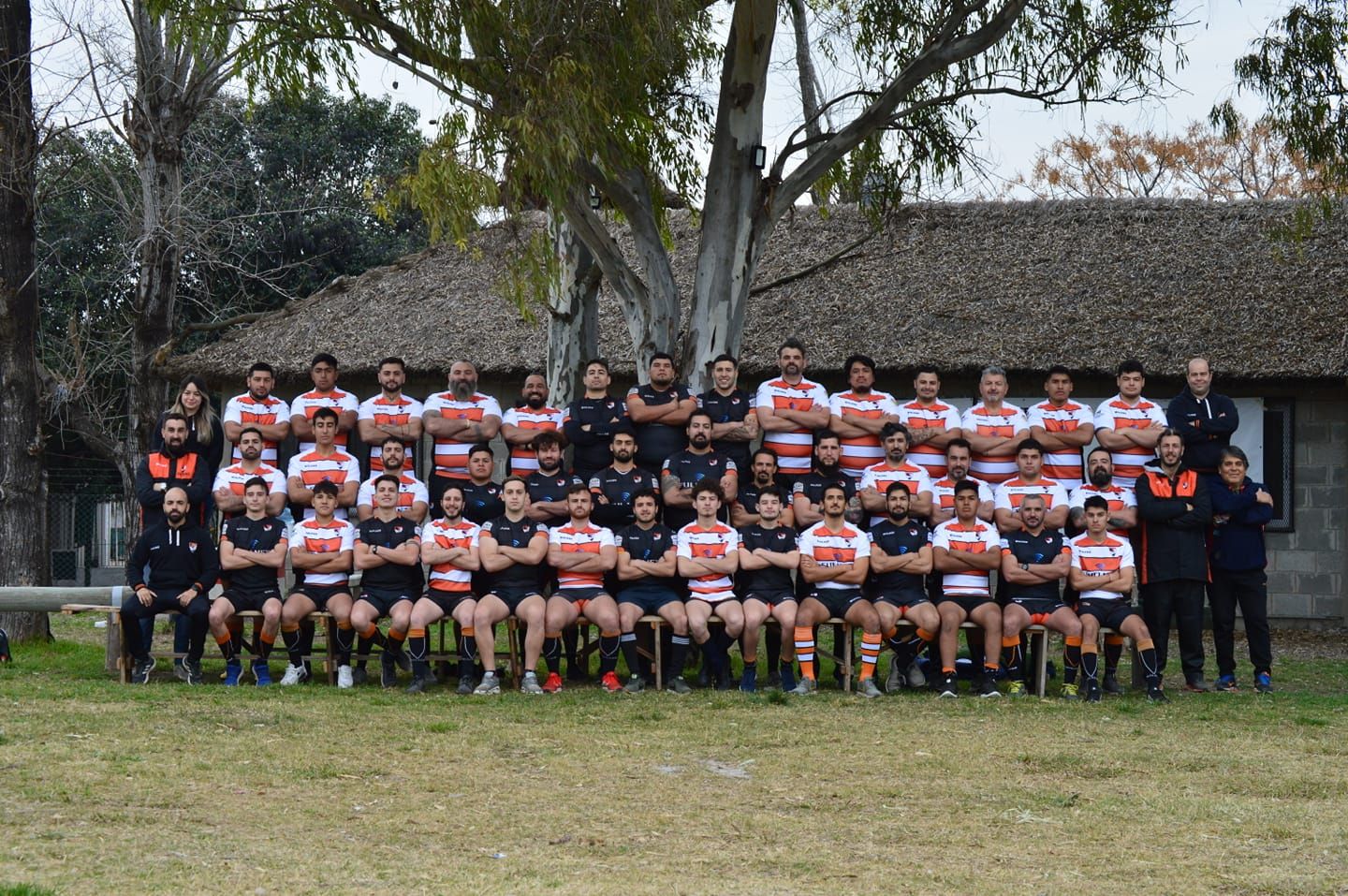 EZEIZA GOLEÓ A RIVADAVIA DE LOBOS Y SE SUBIÓ A LA ZONA CAMPEONATO